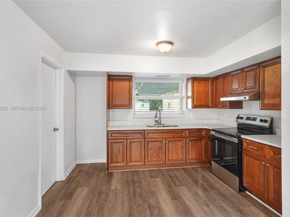 1111 SW 39th Ave, Fort Lauderdale FL 33312