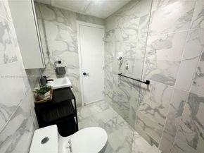 26 Diplomat Pkwy 2214, Hallandale Beach FL 33009