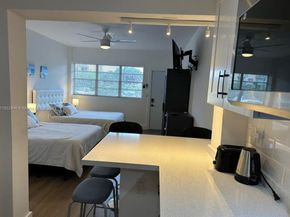 26 Diplomat Pkwy 2214, Hallandale Beach FL 33009