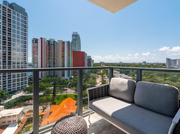 1451 Brickell Ave 1404, Miami FL 33131