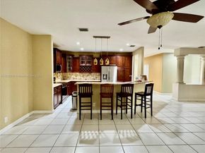 1379 NW 166th Ave, Pembroke Pines FL 33028
