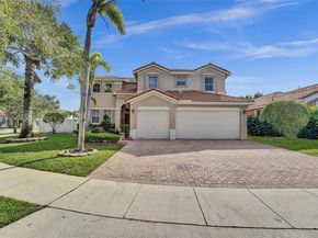 1379 NW 166th Ave, Pembroke Pines FL 33028