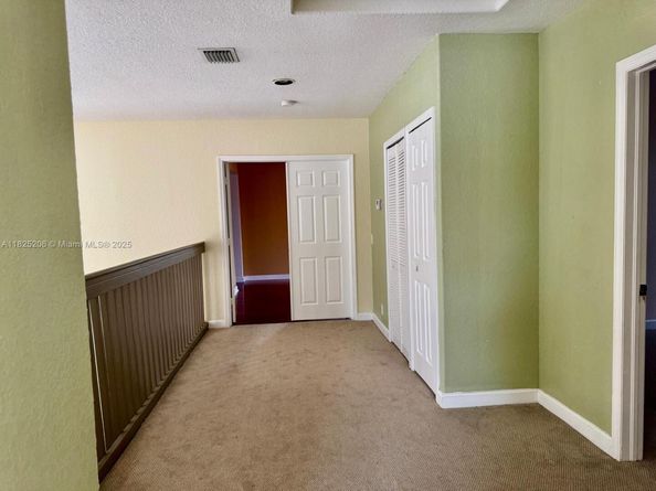 1379 NW 166th Ave, Pembroke Pines FL 33028