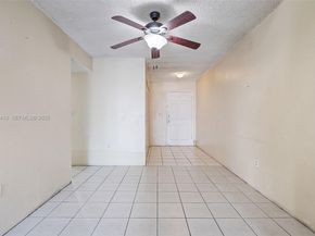 9371 Fontainebleau Blvd I112, Miami FL 33172