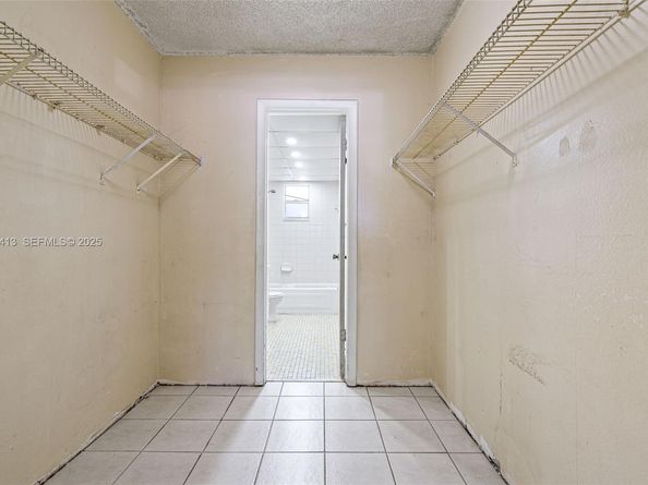 9371 Fontainebleau Blvd I112, Miami FL 33172