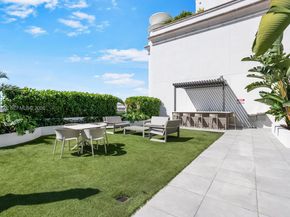 275 Giralda Ave 6E, Coral Gables FL 33134