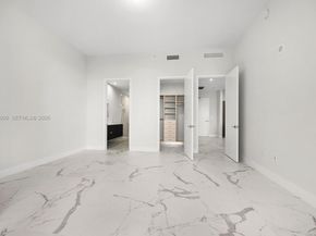 275 Giralda Ave 6E, Coral Gables FL 33134