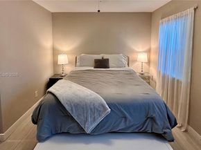 1324 NE 14th Ave, Fort Lauderdale FL 33304