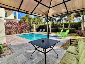 1324 NE 14th Ave, Fort Lauderdale FL 33304