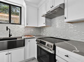 4311 NW 32nd Ave, Miami FL 33142