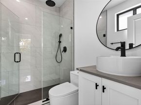 4311 NW 32nd Ave, Miami FL 33142