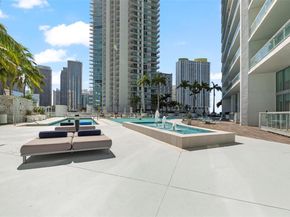 90 SW 3 St 1416, Miami FL 33130