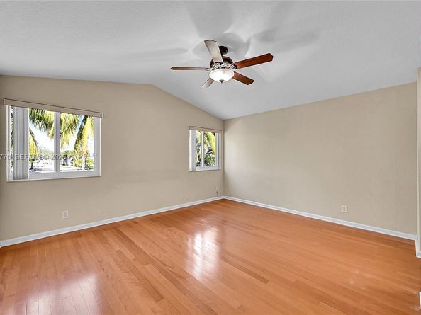 4941 Pelican St, Coconut Creek FL 33073