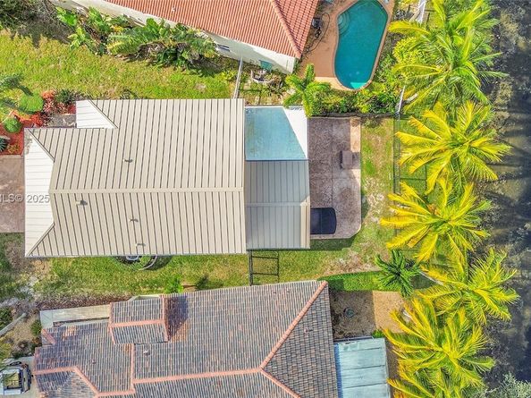 4941 Pelican St, Coconut Creek FL 33073