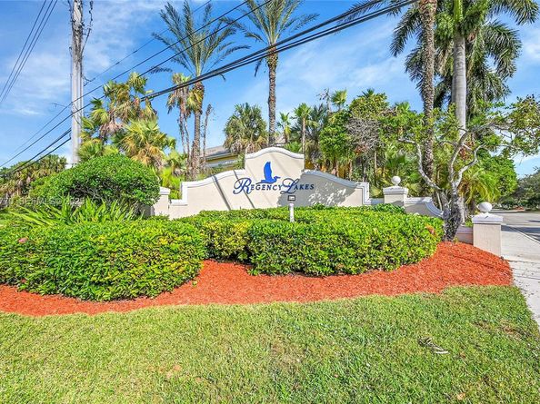 4941 Pelican St, Coconut Creek FL 33073