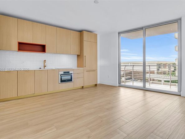 90 NE 32 714, Miami FL 33127
