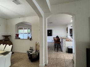 11027 NW 87th Ln, Doral FL 33178