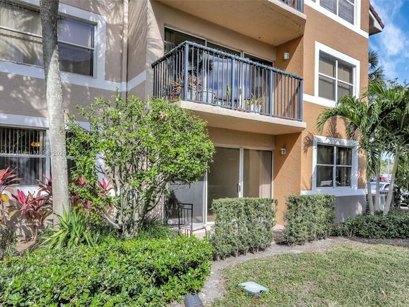 8891 Wiles Rd 102, Coral Springs FL 33067