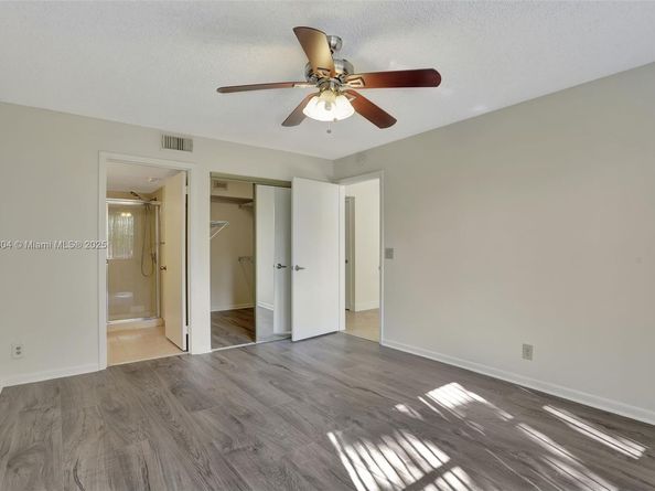 8891 Wiles Rd 102, Coral Springs FL 33067
