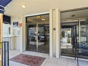 2881 NE 33rd Ct PHC, Fort Lauderdale FL 33306