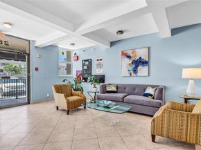 2881 NE 33rd Ct PHC, Fort Lauderdale FL 33306