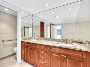 2 Grove Isle Dr B805, Miami FL 33133