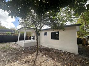 1361 NW 59th St, Miami FL 33142