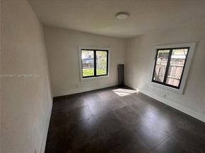 1361 NW 59th St, Miami FL 33142