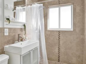 3033 NE 20th Ter, Fort Lauderdale FL 33306