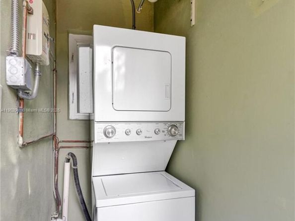 3033 NE 20th Ter, Fort Lauderdale FL 33306