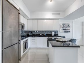 92 SW 3rd St 3012, Miami FL 33130