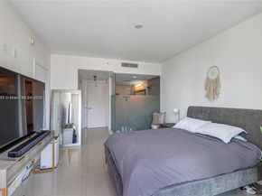 92 SW 3rd St 3012, Miami FL 33130