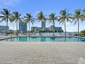 20 Island Ave 211, Miami Beach FL 33139