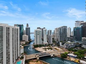 90 SW 3rd St 3810, Miami FL 33130