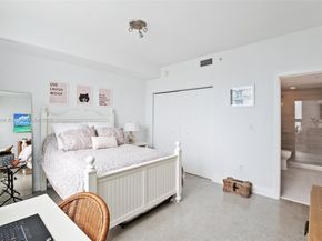 90 SW 3rd St 3810, Miami FL 33130