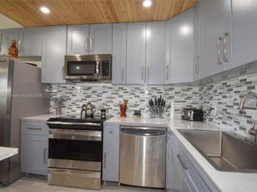 1401 SW 134th Way 402C, Pembroke Pines FL 33027