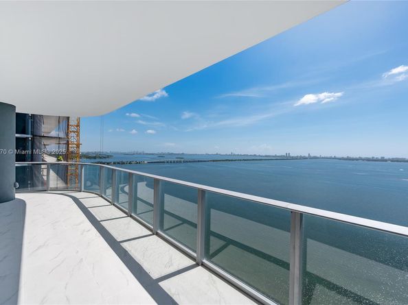 700 NE 24th Street 2501, Miami FL 33137