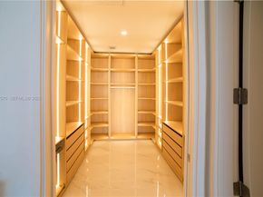 700 NE 24th Street 2501, Miami FL 33137