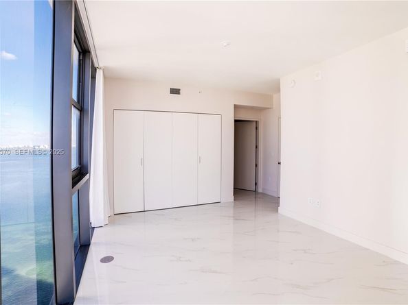 700 NE 24th Street 2501, Miami FL 33137