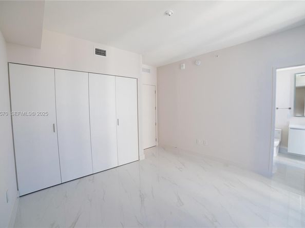 700 NE 24th Street 2501, Miami FL 33137