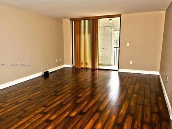 5570 NW 44th St 312A, Lauderhill FL 33319