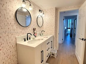 20185 E Country Club Dr 1907, Aventura FL 33180