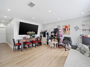 9007 SW 38th St, Miami FL 33165