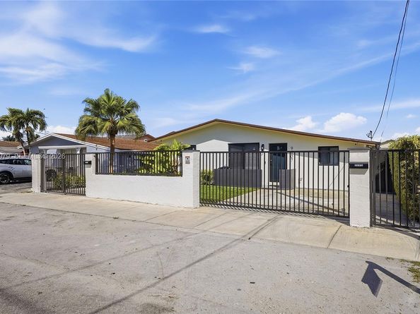 9007 SW 38th St, Miami FL 33165