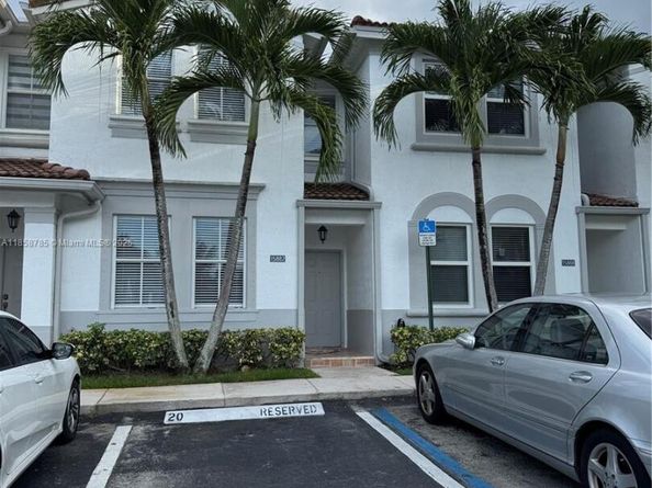 15882 SW 42nd St 25, Miramar FL 33027