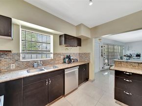 14925 NE 7th Ave, Miami FL 33161