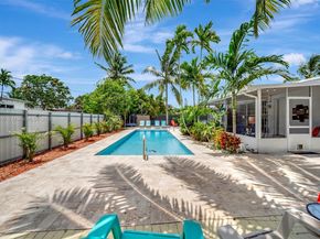 14925 NE 7th Ave, Miami FL 33161