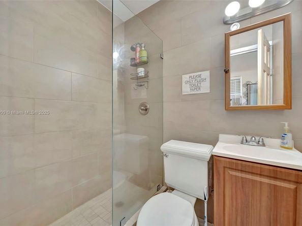 14925 NE 7th Ave, Miami FL 33161