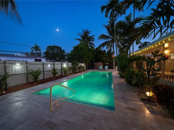 14925 NE 7th Ave, Miami FL 33161