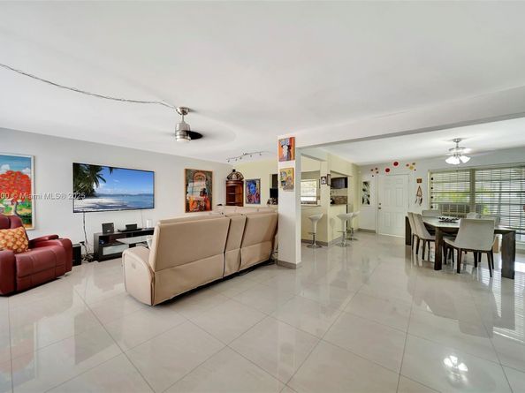 14925 NE 7th Ave, Miami FL 33161
